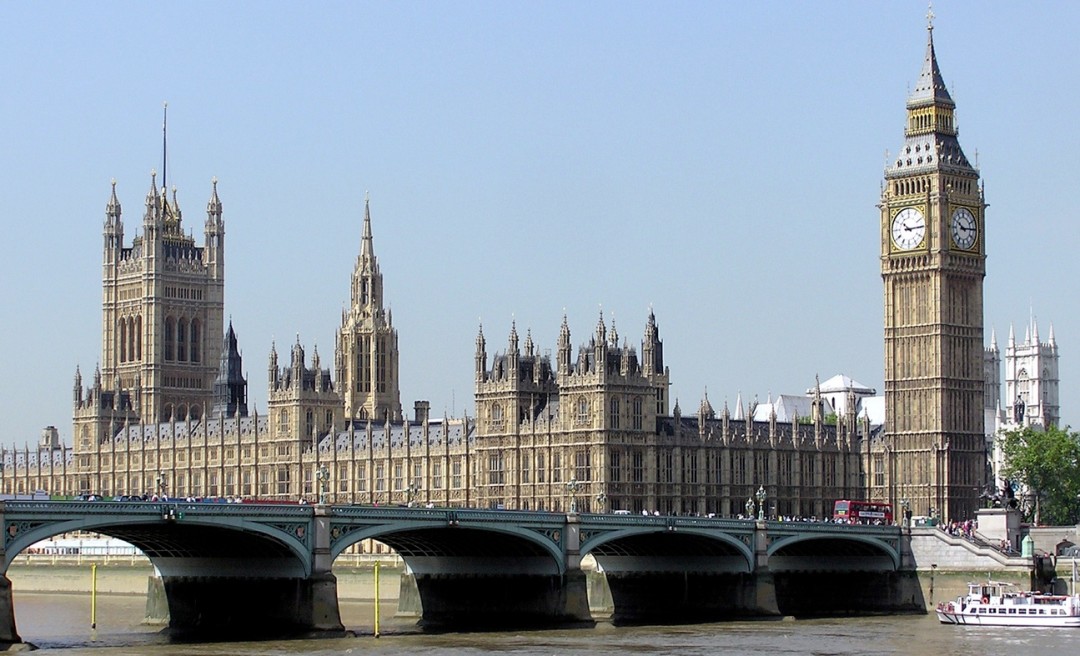 Houses_of_parliament_overall_arp_jpg__JPEG_Image__1800 × 1351_pixels__-_Scaled__72__